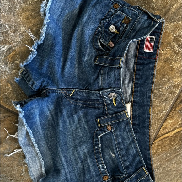 True Religion Shorts - Picture 4 of 4